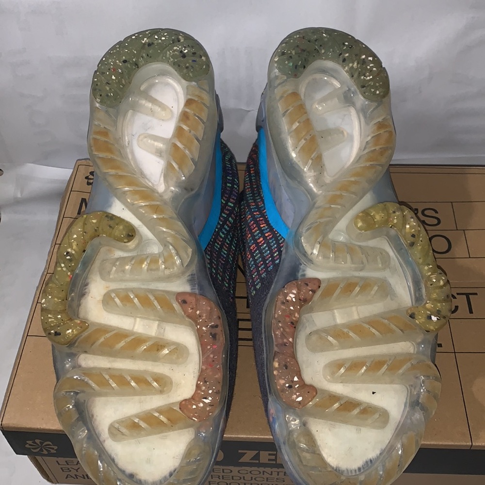 Running shoes - Picture 5 of 5